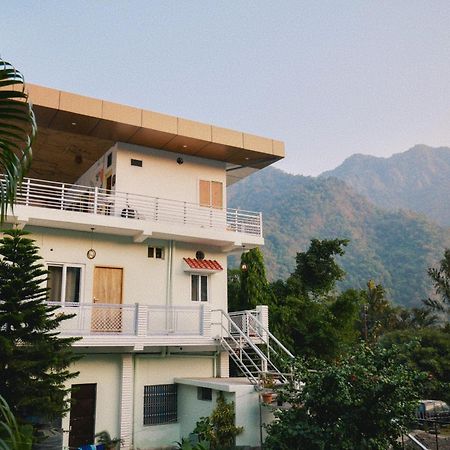 Flow House Ришикеш Экстерьер фото